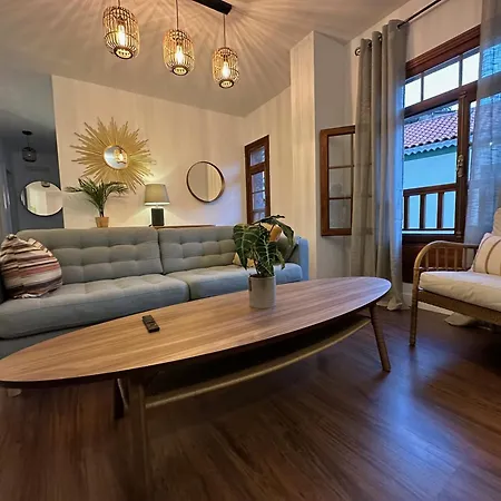 Casa Pedro - Centro Casco Antiguo Апартаменты *